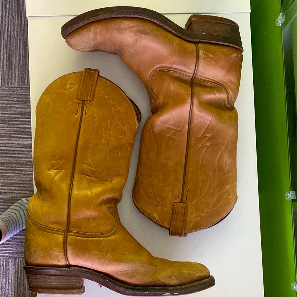 Vintage Tony Lama Men's Tan Leather Cowboy Work Boots 9.5EE Style 4013